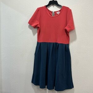 ⭐️ 3/$12 LulaRoe dress